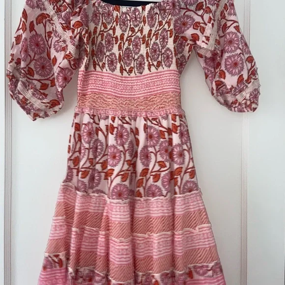 Bell Dress - Picture 4 of 6